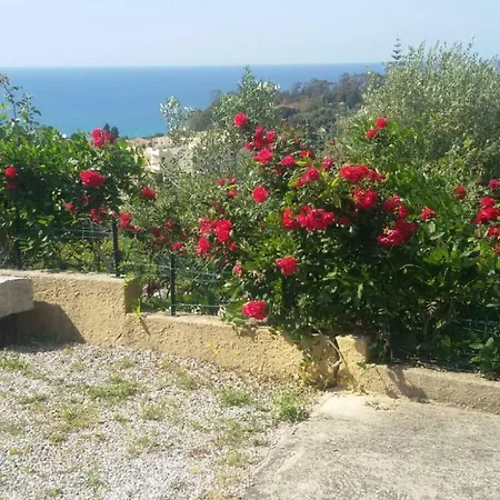 Baciati Dal Sole Zambrone