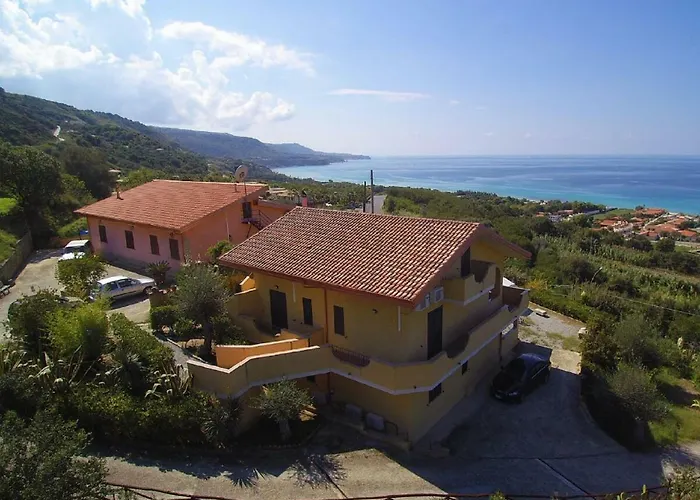 Baciati Dal Sole 公寓 赞布隆内