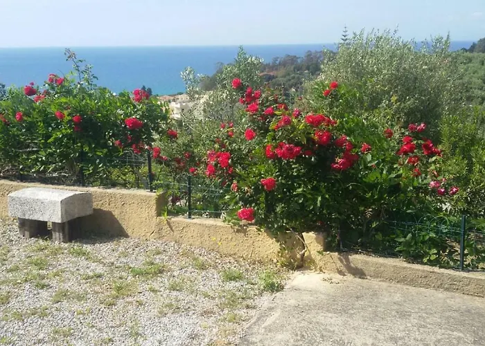 Baciati Dal Sole 赞布隆内